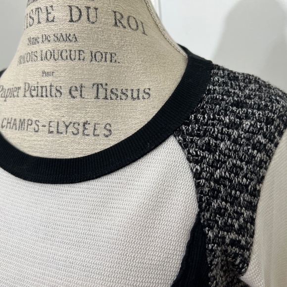 'Hem & Thread' Distressed Cotton White & Black Top - Picture 3 of 10